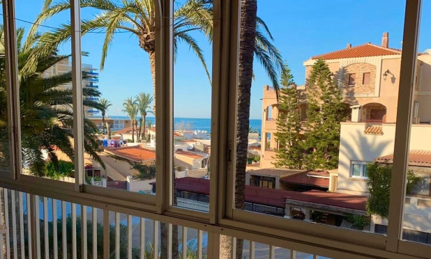 Resale - Apartment / flat - Denia - Les Marines - Las Marinas