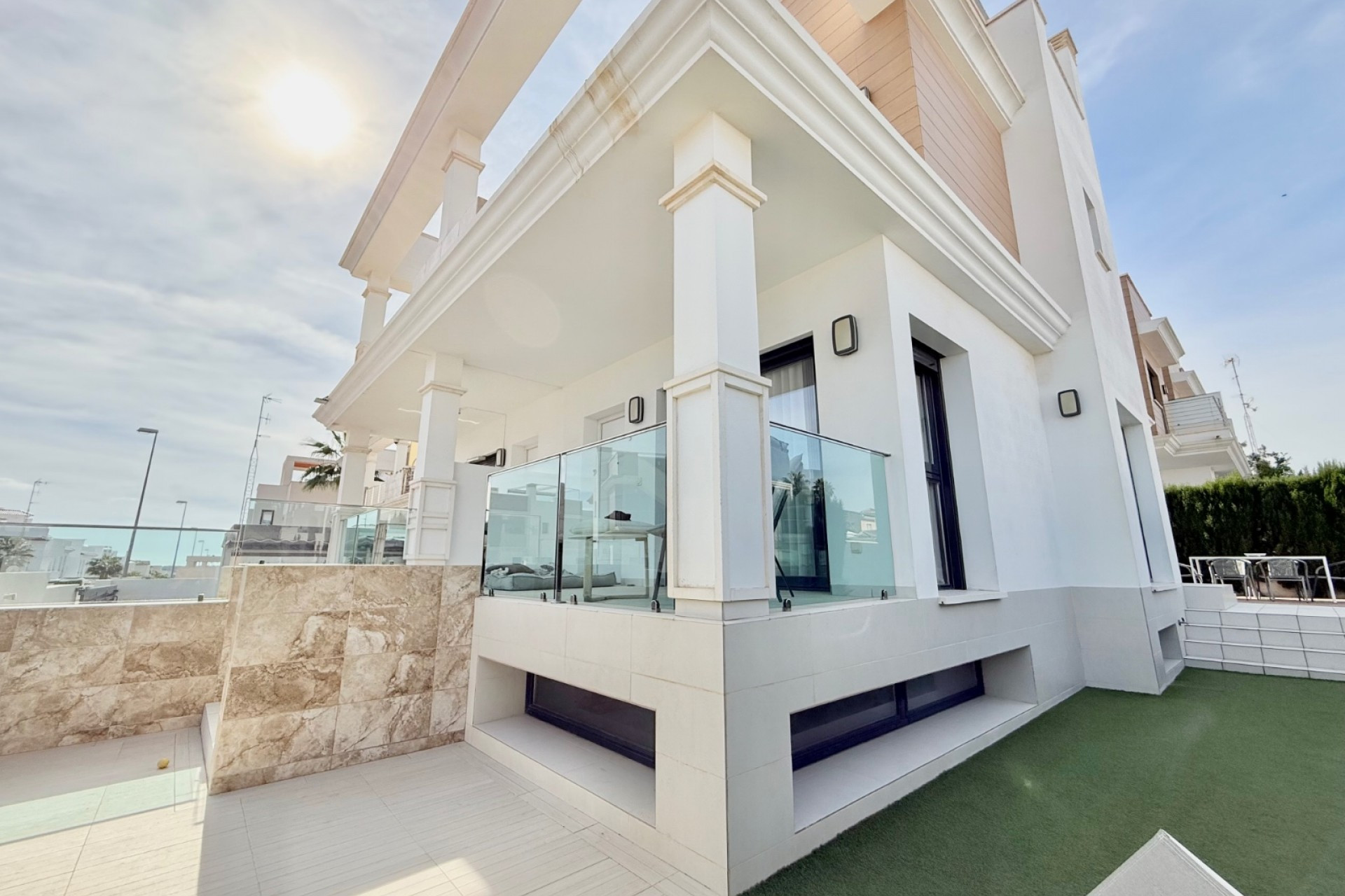 Resale - Townhouse - Ciudad Quesada - Lo Marabú