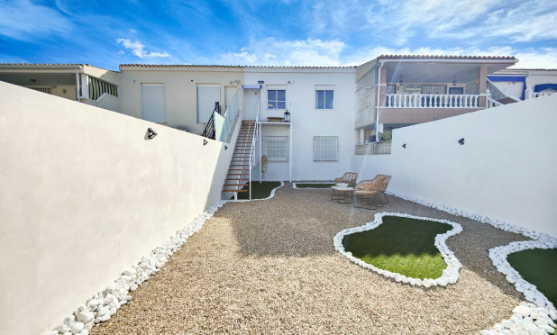 Resale - Top floor bungalow - Orihuela Costa - Cabo Roig