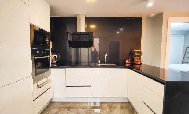 Resale - Apartment / flat - Orihuela Costa - Los Altos