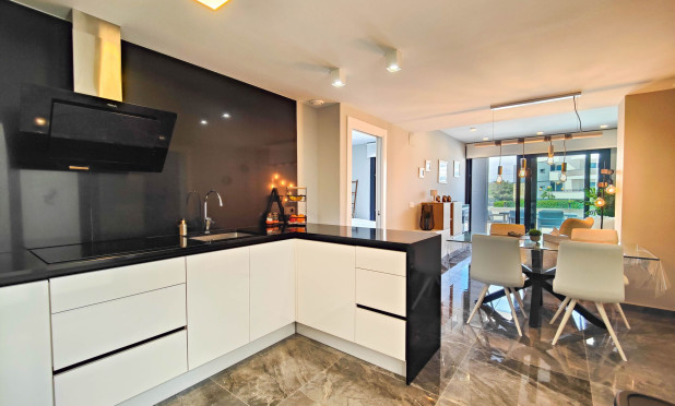 Resale - Apartment / flat - Orihuela Costa - Los Altos