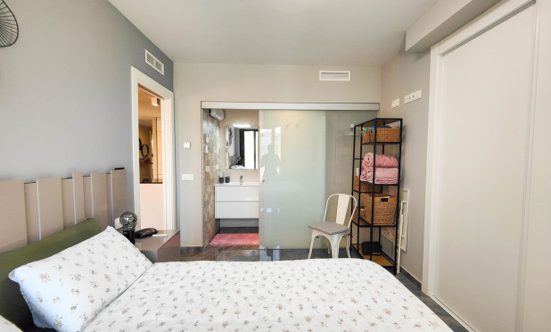 Resale - Apartment / flat - Orihuela Costa - Los Altos