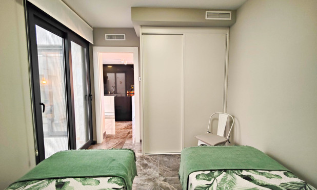 Resale - Apartment / flat - Orihuela Costa - Los Altos