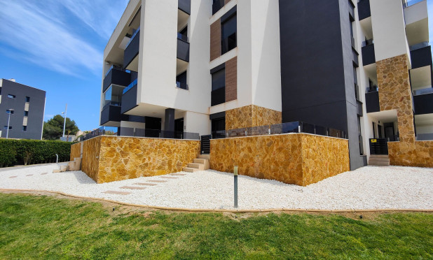 Resale - Apartment / flat - Orihuela Costa - Los Altos