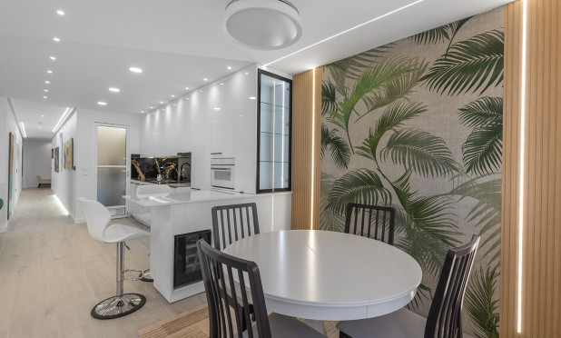 Odsprzedaż - Mieszkanie w bloku - Montesinos - Los Montesinos