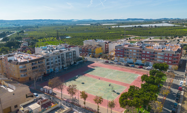 Odsprzedaż - Mieszkanie w bloku - Montesinos - Los Montesinos