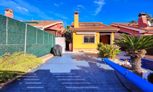Resale - Villa - Guardamar del Segura - El Raso
