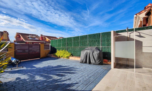 Resale - Villa - Guardamar del Segura - El Raso