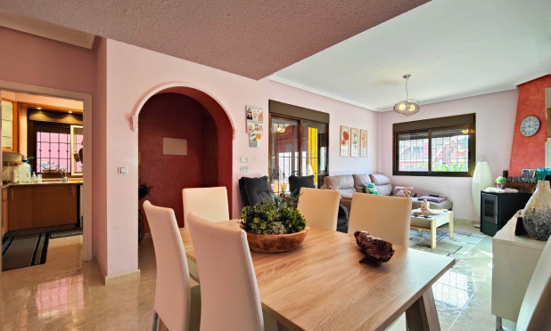 Resale - Villa - Guardamar del Segura - El Raso