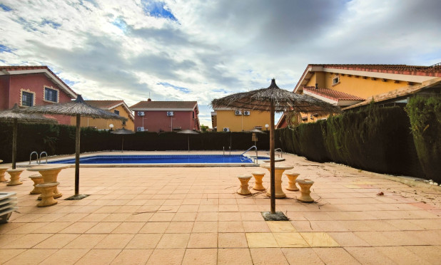 Resale - Villa - Guardamar del Segura - El Raso