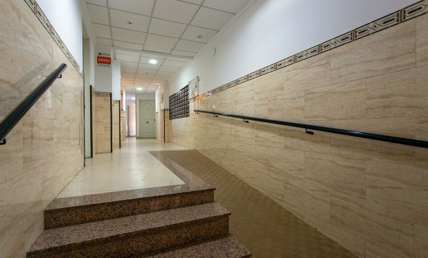 Revente - Appartement - Torrevieja - Playa Los Locos