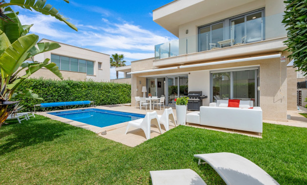 Revente - Villa - Orihuela Costa - Vistabella