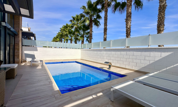 Revente - Villa - Orihuela Costa - Lomas de Cabo Roig