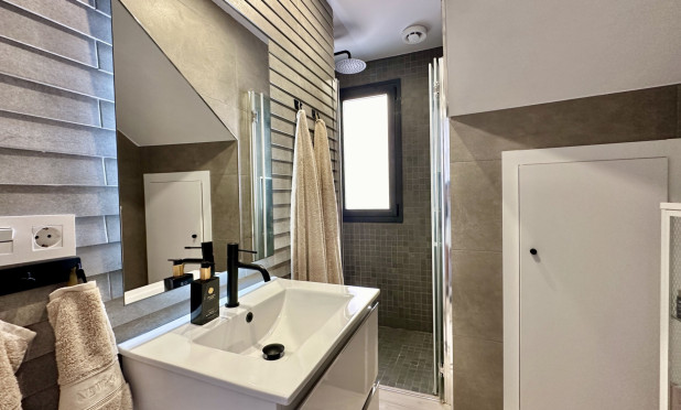 Revente - Villa - Orihuela Costa - Lomas de Cabo Roig