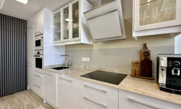 Revente - Villa - Orihuela Costa - Lomas de Cabo Roig