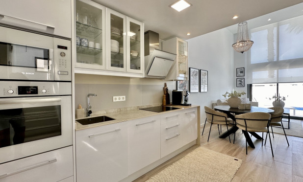 Revente - Villa - Orihuela Costa - Lomas de Cabo Roig