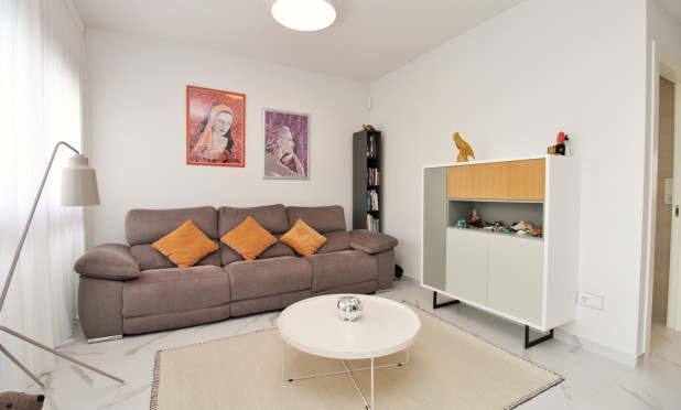 Reventa - Apartamento / piso - San Miguel de Salinas