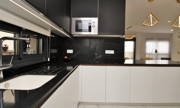 Reventa - Apartamento / piso - San Miguel de Salinas