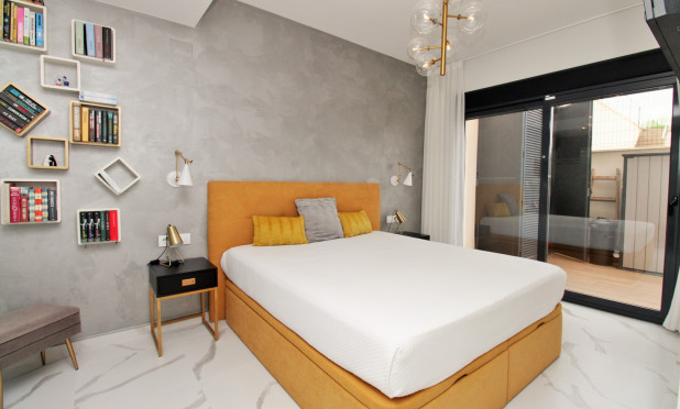 Reventa - Apartamento / piso - San Miguel de Salinas