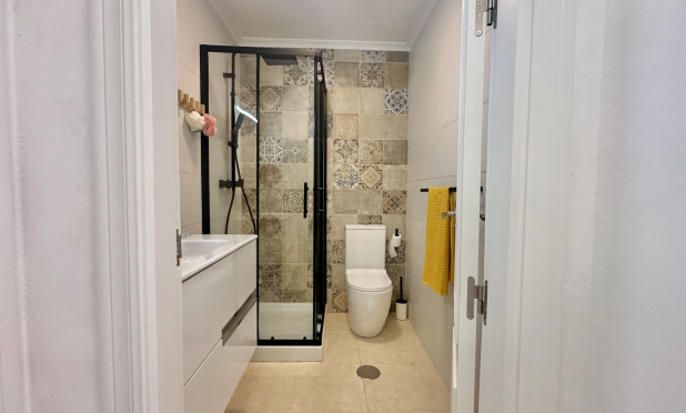 Wiederverkauf - Stadthaus - San Miguel de Salinas