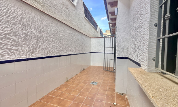 Wiederverkauf - Stadthaus - San Miguel de Salinas