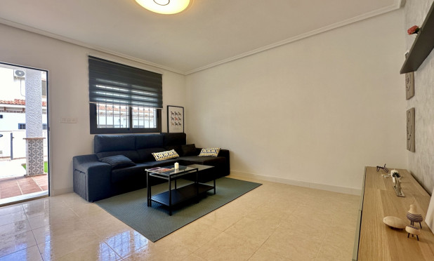 Wiederverkauf - Stadthaus - San Miguel de Salinas