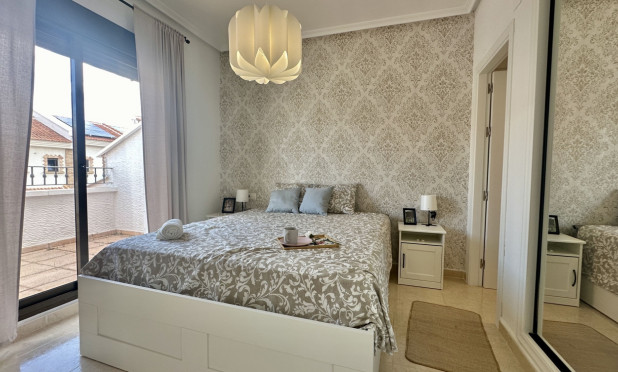 Wiederverkauf - Stadthaus - San Miguel de Salinas