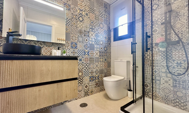 Wiederverkauf - Stadthaus - San Miguel de Salinas