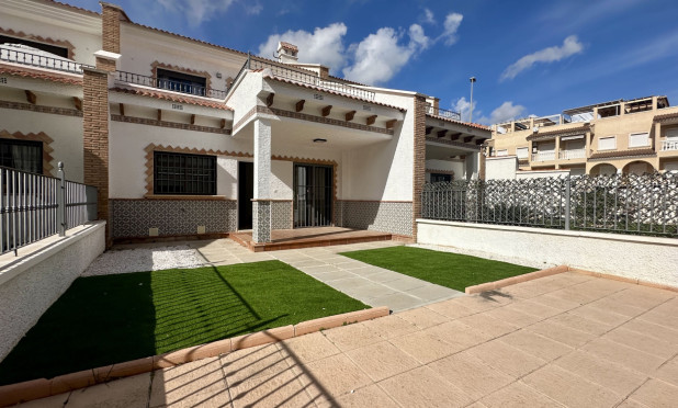 Wiederverkauf - Stadthaus - San Miguel de Salinas