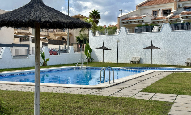 Wiederverkauf - Stadthaus - San Miguel de Salinas