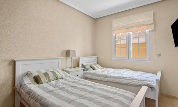 Herverkoop - Appartement / flat - Cabo Roig