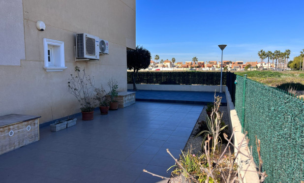 Herverkoop - Appartement / flat - Guardamar del Segura - El Raso