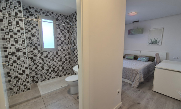 Odsprzedaż - Mieszkanie w bloku - Orihuela - Costa Blanca