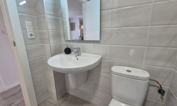 Odsprzedaż - Mieszkanie w bloku - Orihuela - Costa Blanca