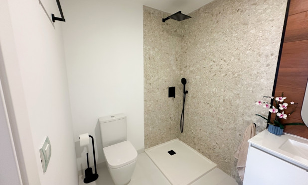 Reventa - Apartamento / piso - San Miguel de Salinas