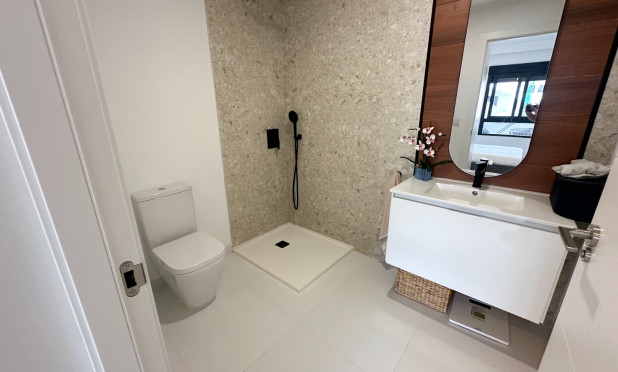 Reventa - Apartamento / piso - San Miguel de Salinas