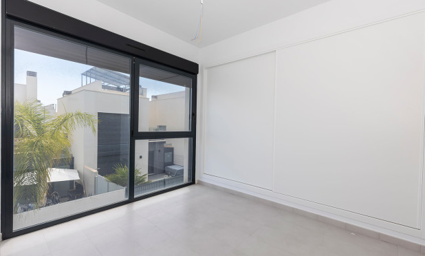 Odsprzedaż - Villa - Orihuela - Orihuela Costa