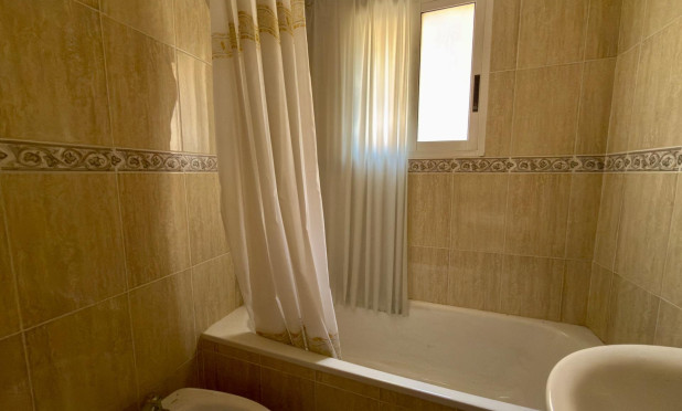 Herverkoop - Appartement / flat - Torrevieja - Playa de los locos