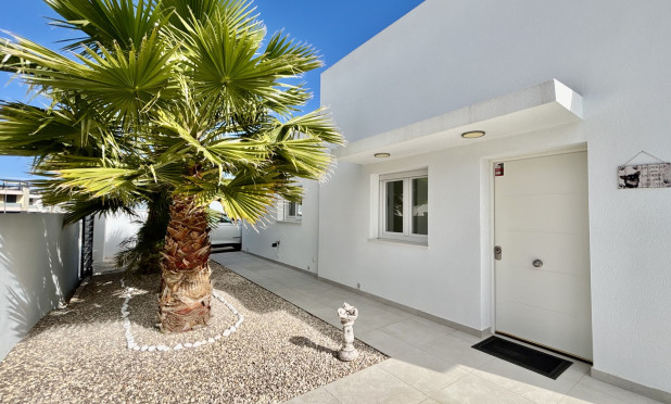 Obra nueva - Villa - Binijófar