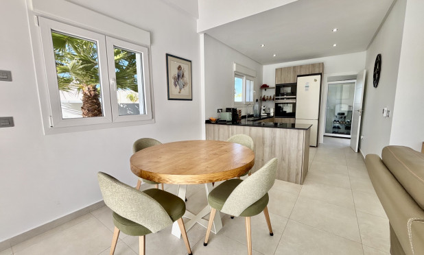 Obra nueva - Villa - Binijófar