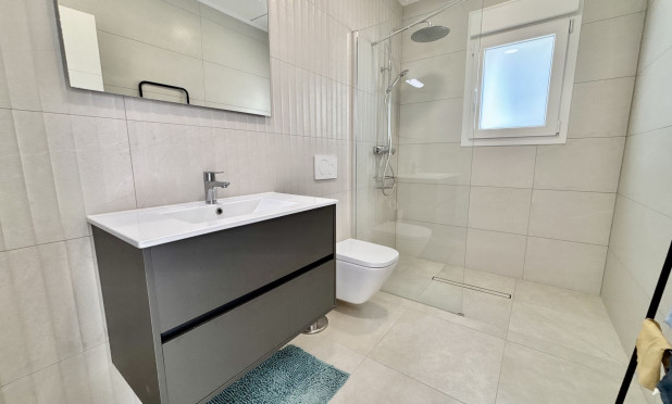 Obra nueva - Villa - Binijófar