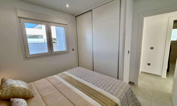 Obra nueva - Villa - Binijófar