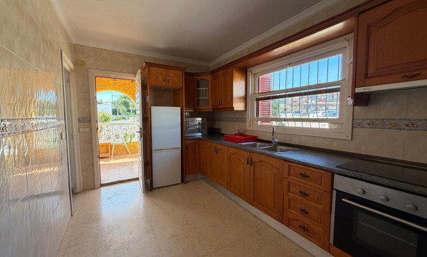 Wiederverkauf - Villa - Calpe - Zona Playa del Bol - Puerto