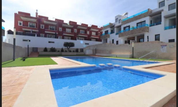 Nowy budynek - Kamienica - Bigastro