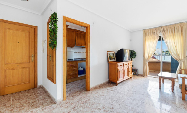 Resale - Apartment / flat - Torrevieja - Playa de los locos