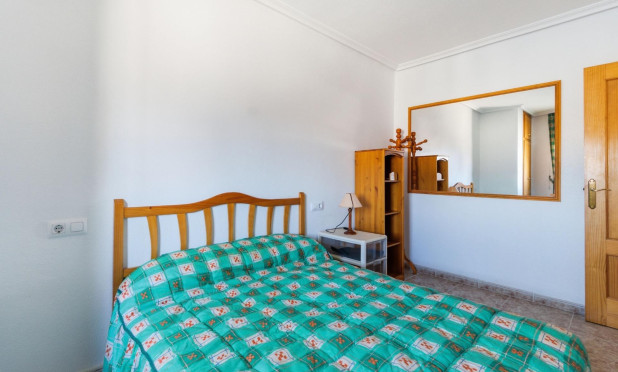 Resale - Apartment / flat - Torrevieja - Playa de los locos
