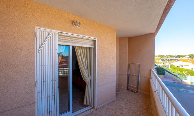 Resale - Apartment / flat - Torrevieja - Playa de los locos