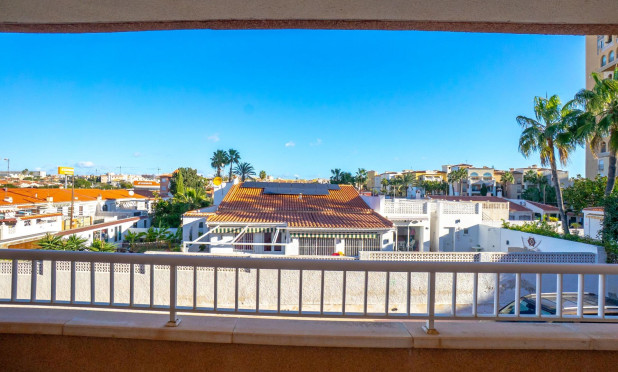 Resale - Apartment / flat - Torrevieja - Playa de los locos