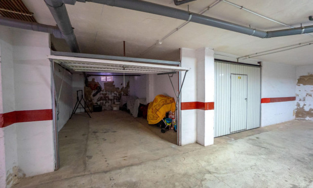 Resale - Apartment / flat - Torrevieja - Playa de los locos