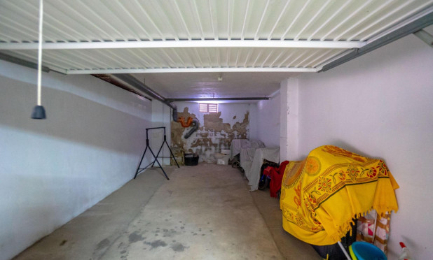 Resale - Apartment / flat - Torrevieja - Playa de los locos